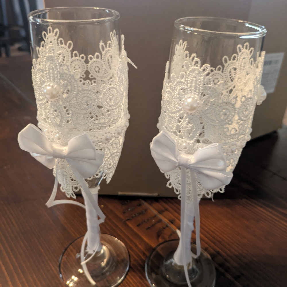 Elegant White Lace Champagne Flutes